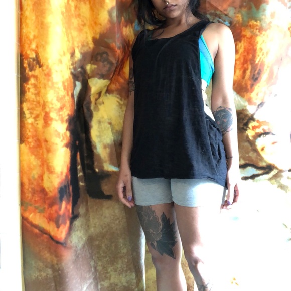 Super Low Side Cut Tank - Picture 3 of 4